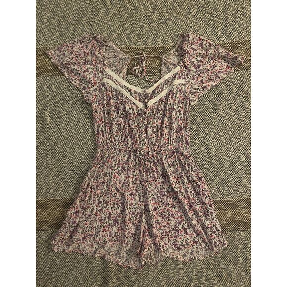 Floral Romper w Lace Detail - S - Picture 2 of 5